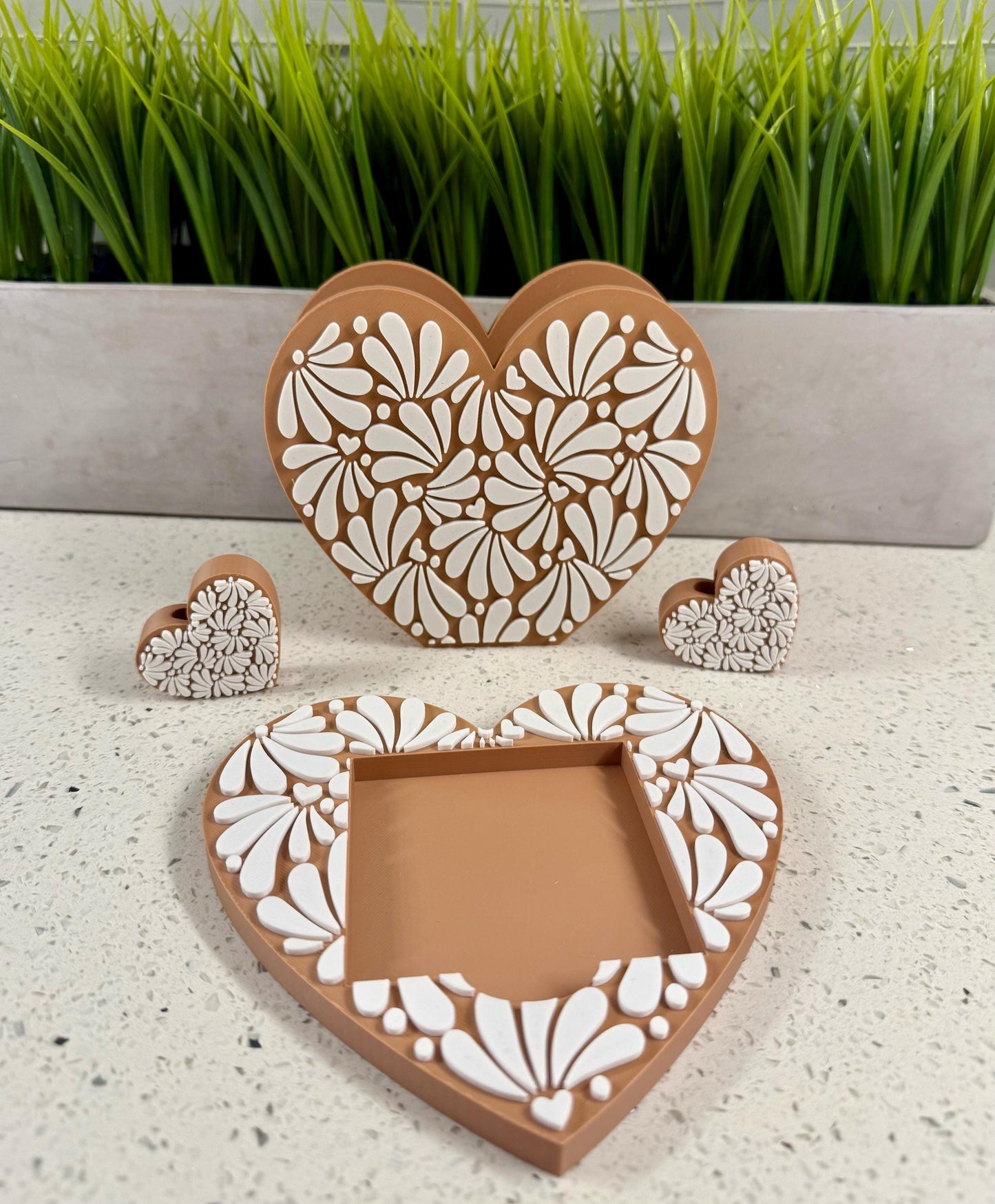 Talavera Heart Notepad Holder: Mexican-Inspired Desk Organizer