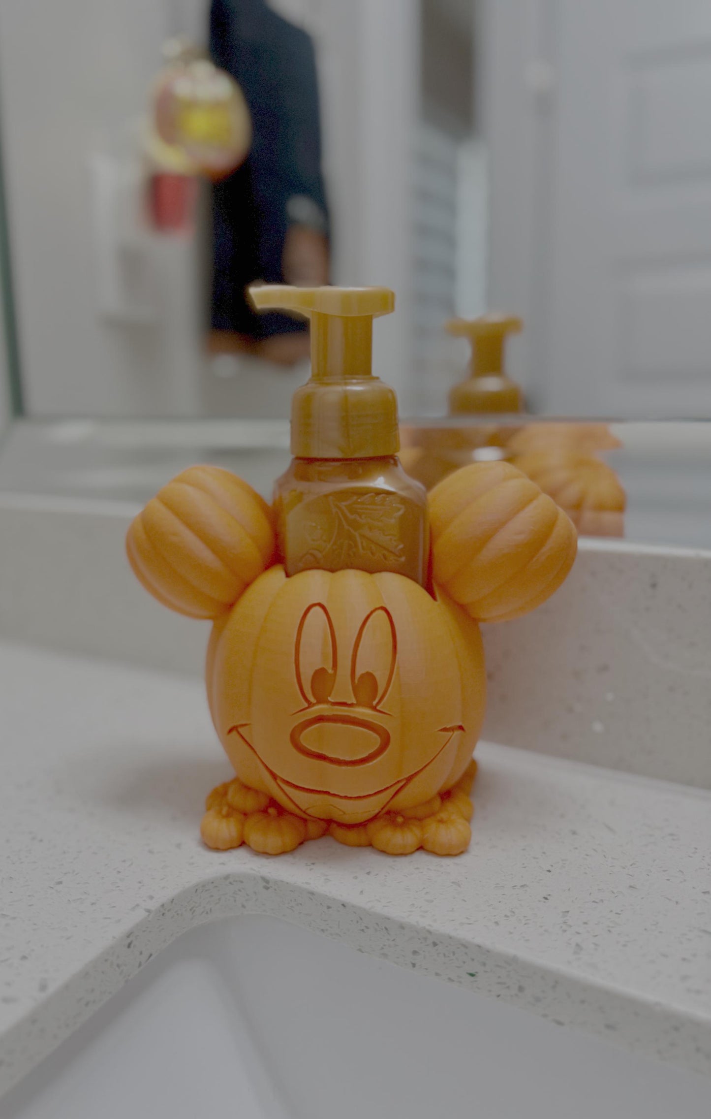 Pumpkin Mouse Bath & Body Works Soap Holder Dispenser I Mickey Pumpkin